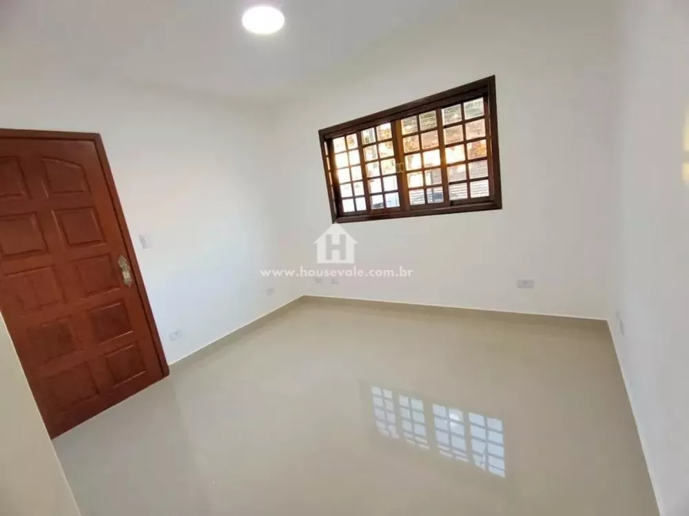 Casa à venda com 2 quartos, 130m² - Foto 4