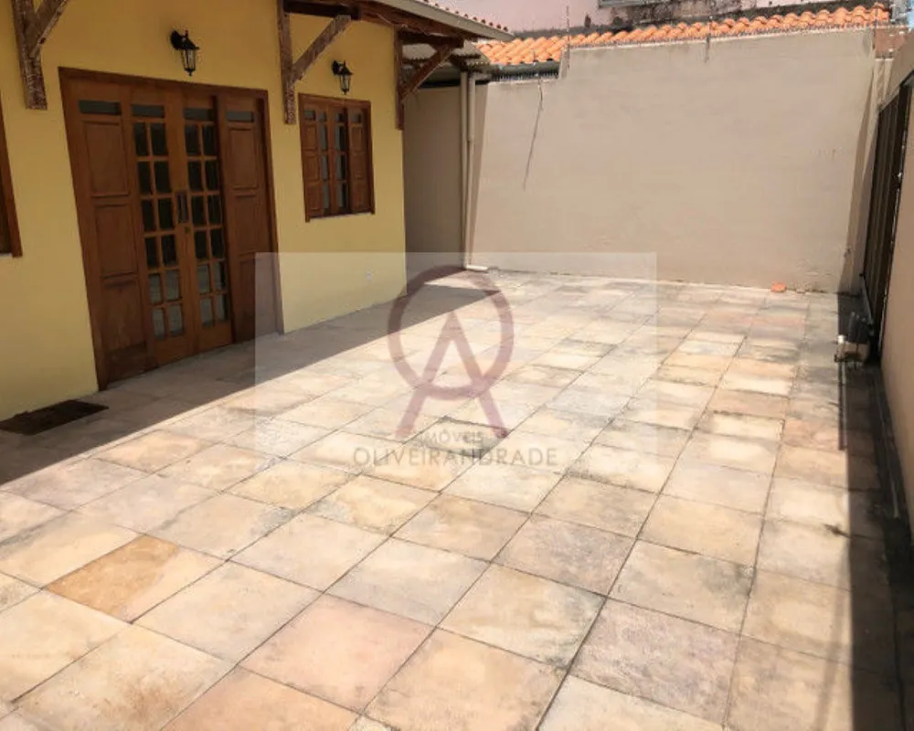 Casa, 3 quartos, 200 m² - Foto 1