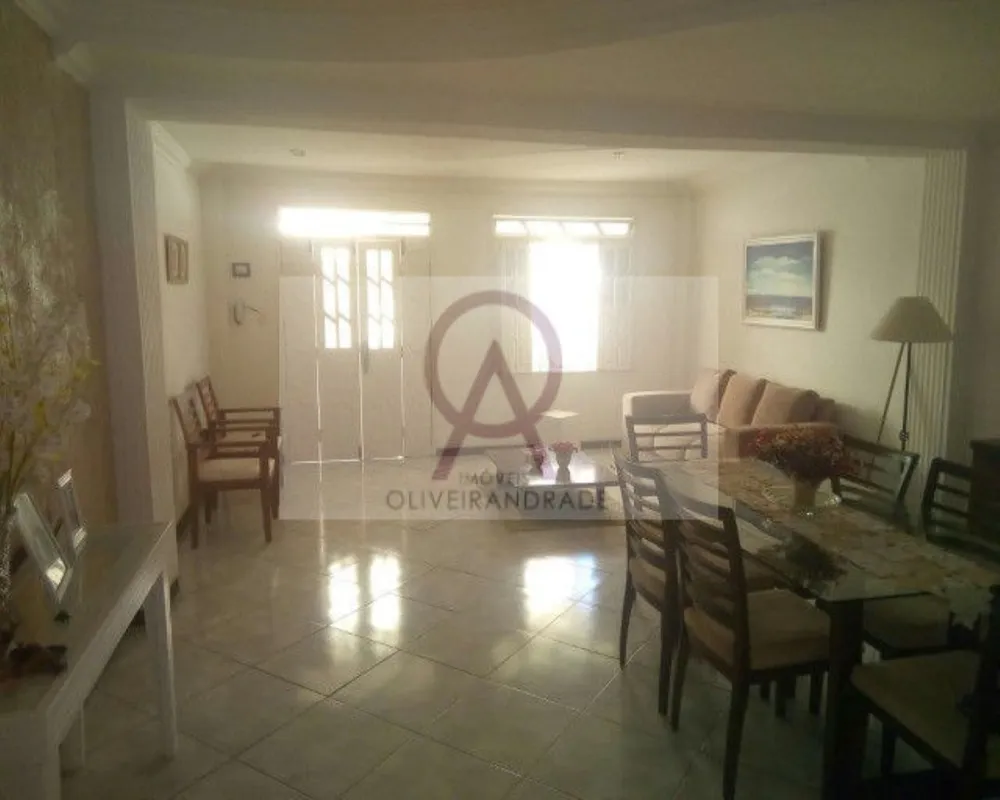 Casa, 3 quartos, 255 m² - Foto 2