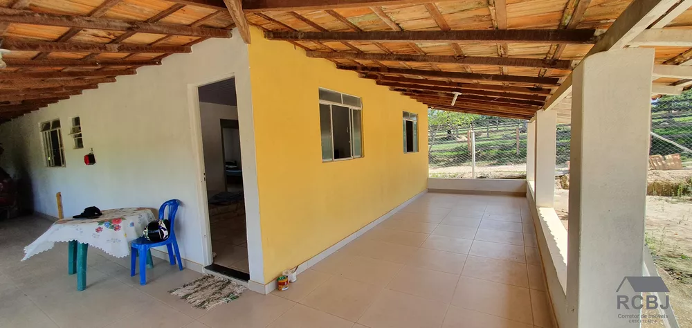 Sítio à venda com 2 quartos, 120m² - Foto 4