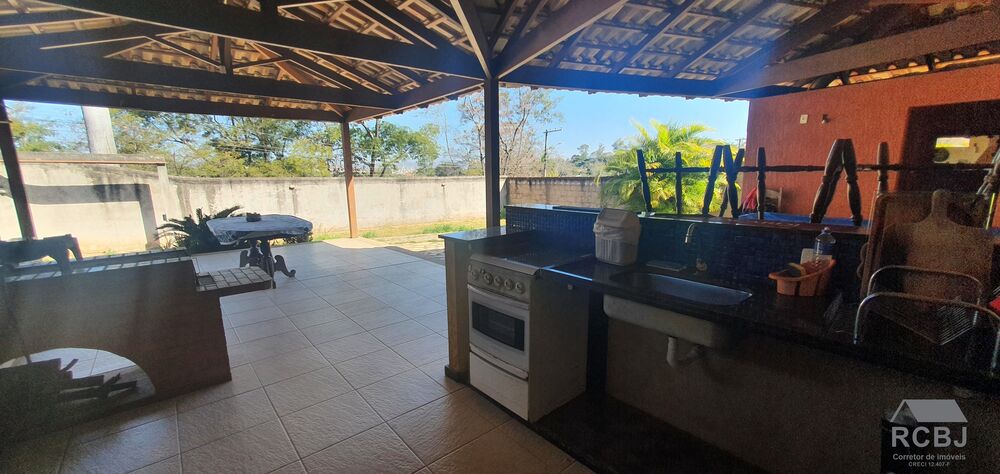 Casa, 5 quartos, 390 m² - Foto 1