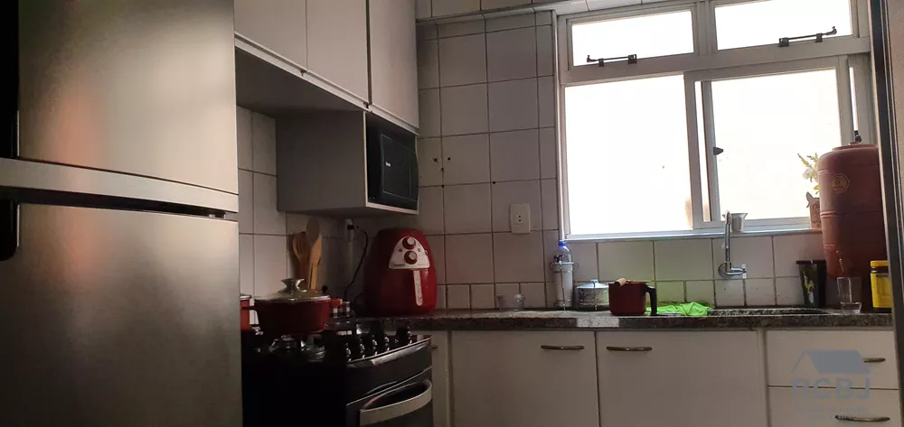 Apartamento à venda com 3 quartos, 74m² - Foto 4