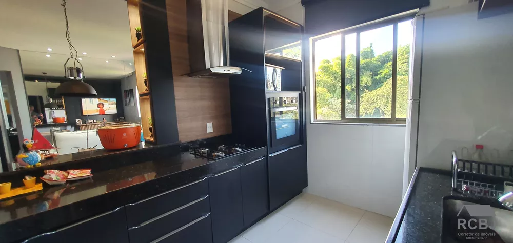 Apartamento à venda com 2 quartos, 70m² - Foto 1