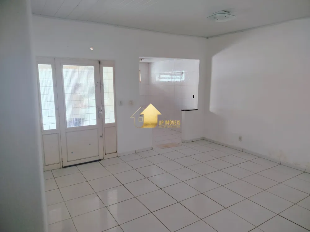 Casa, 4 quartos, 160 m² - Foto 1