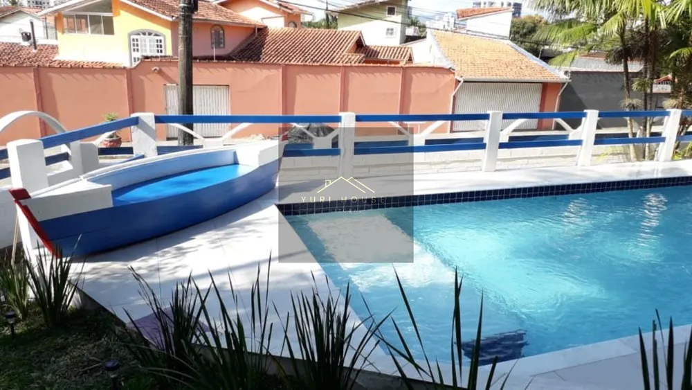 Casa, 3 quartos, 290 m² - Foto 2