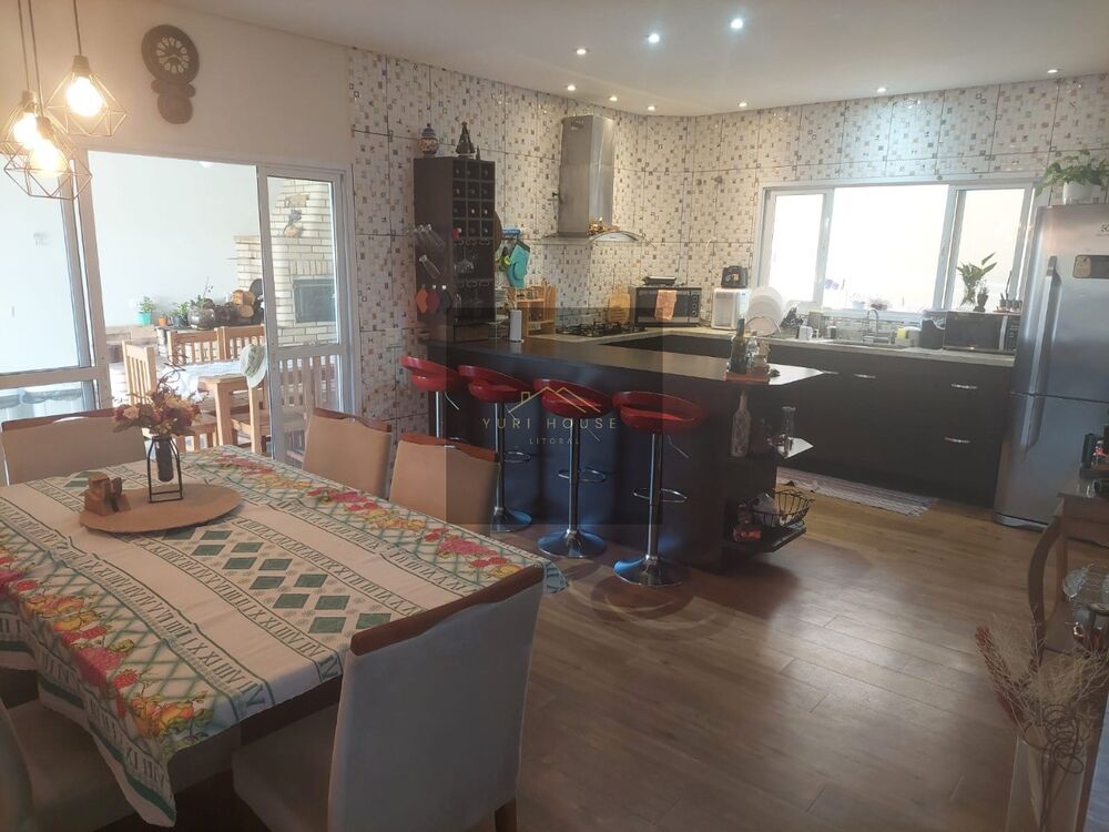 Casa, 3 quartos, 215 m² - Foto 4