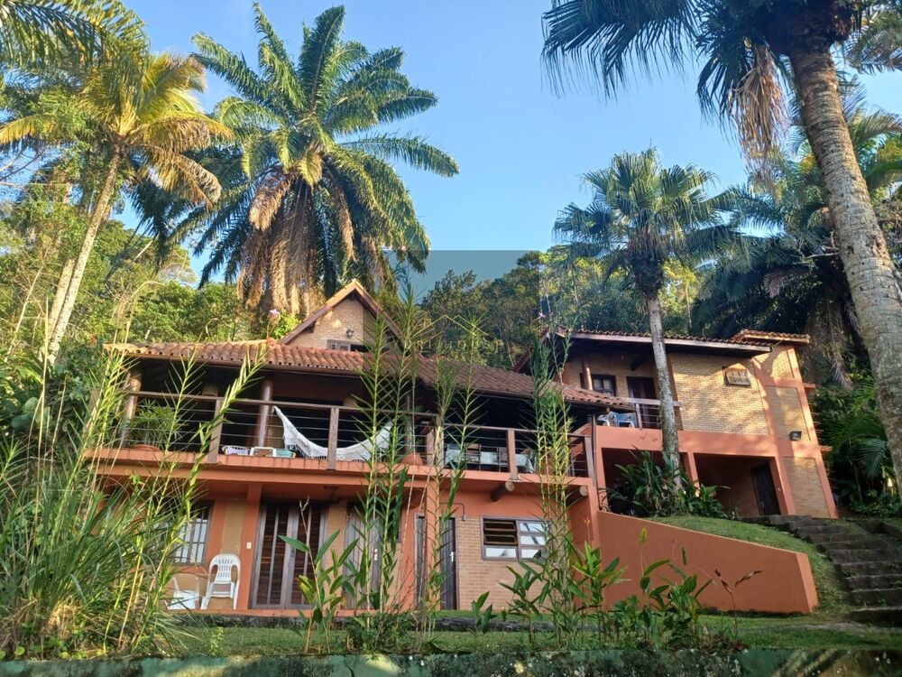 Casa, 5 quartos, 181 m² - Foto 1