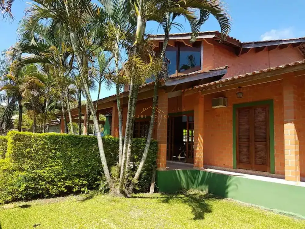 Casa, 3 quartos, 205 m² - Foto 1