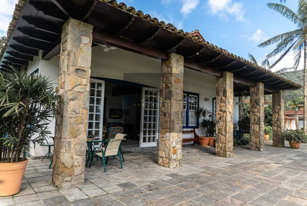 Casa, 7 quartos, 618 m² - Foto 1