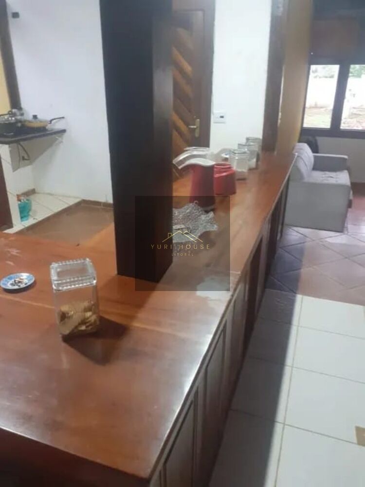 Casa à venda com 3 quartos, 1650m² - Foto 2
