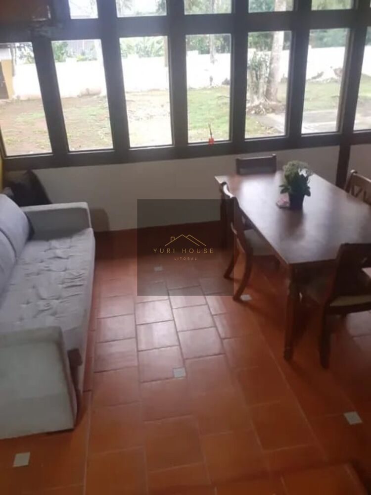 Casa à venda com 3 quartos, 1650m² - Foto 3