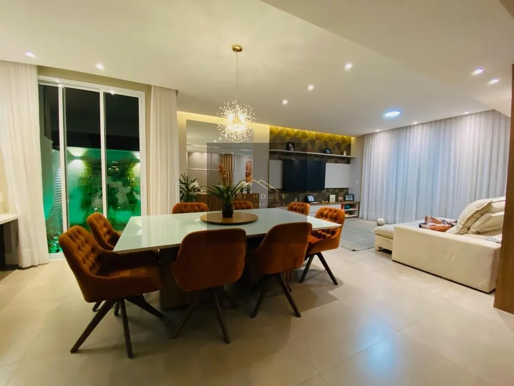 Casa, 4 quartos, 368 m² - Foto 1