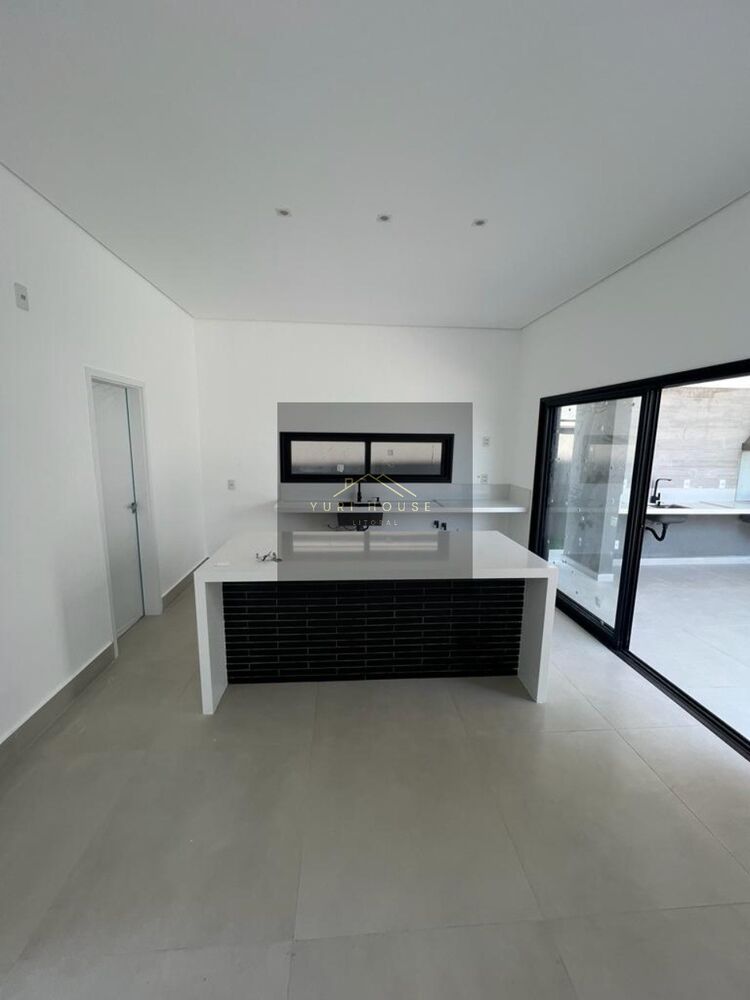 Casa, 3 quartos, 214 m² - Foto 4