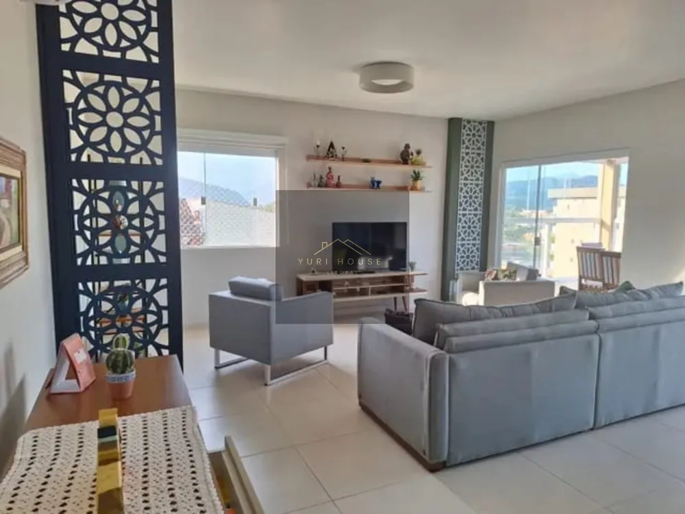 Cobertura, 3 quartos, 227 m² - Foto 1