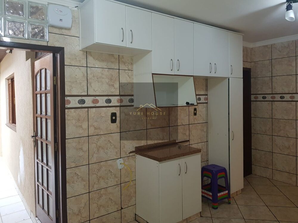 Casa à venda com 3 quartos, 161m² - Foto 4