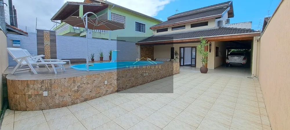 Casa, 3 quartos, 246 m² - Foto 1