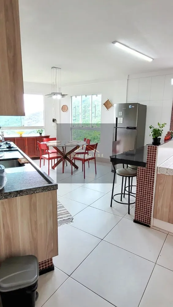 Casa, 3 quartos, 247 m² - Foto 5