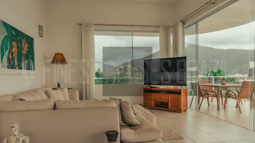 Casa à venda com 6 quartos, 1200m² - Foto 4