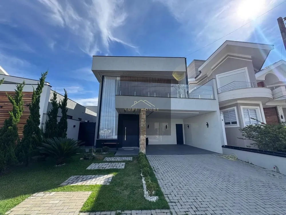 Casa, 3 quartos, 252 m² - Foto 1