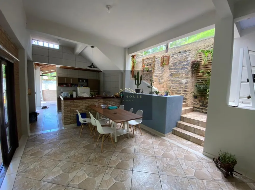 Casa, 2 quartos, 1100 m² - Foto 1