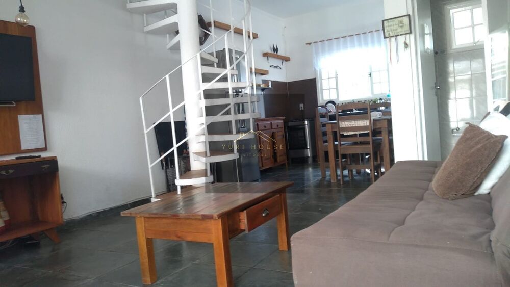 Casa, 2 quartos, 66 m² - Foto 1