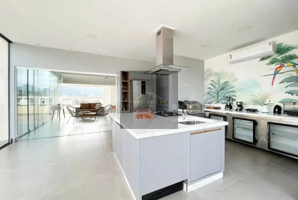 Cobertura, 3 quartos, 233 m² - Foto 2