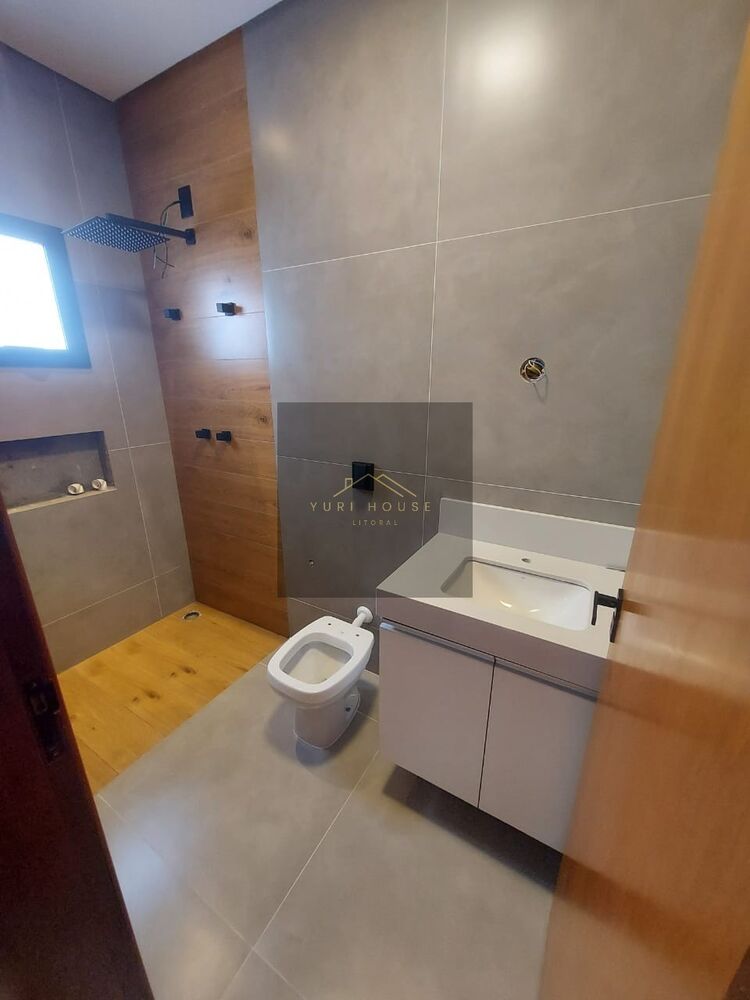 Casa, 3 quartos, 192 m² - Foto 2