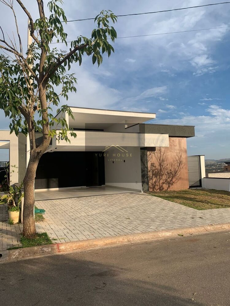 Casa à venda com 3 quartos, 145m² - Foto 1