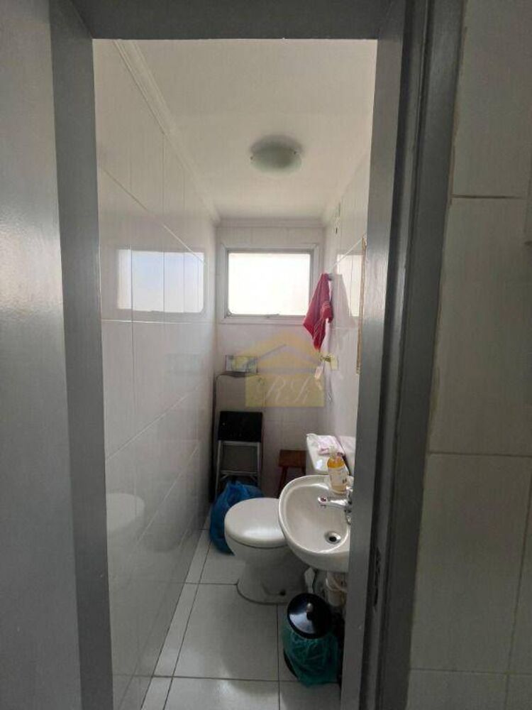 Apartamento à venda com 2 quartos, 68m² - Foto 4
