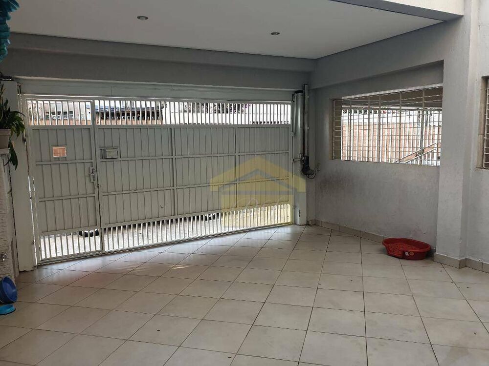Sobrado à venda e aluguel com 3 quartos, 271m² - Foto 4