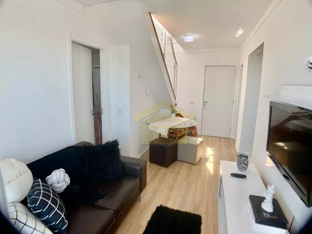 Cobertura à venda com 1 quarto, 77m² - Foto 2