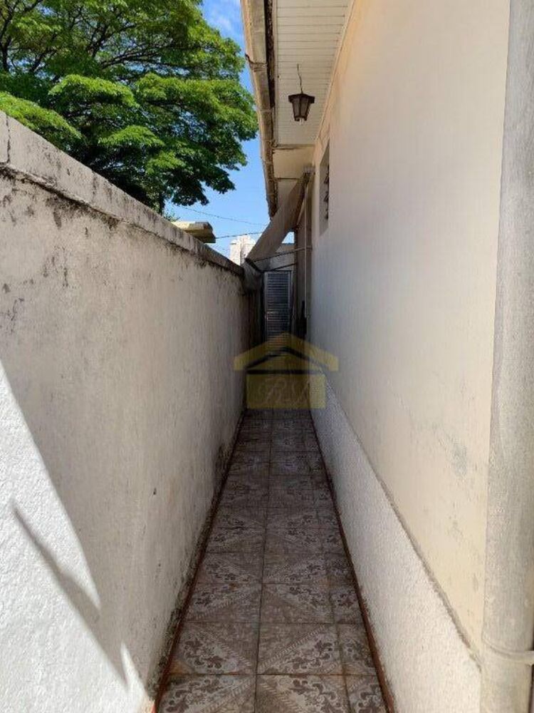 Casa à venda e aluguel com 5 quartos, 236m² - Foto 12