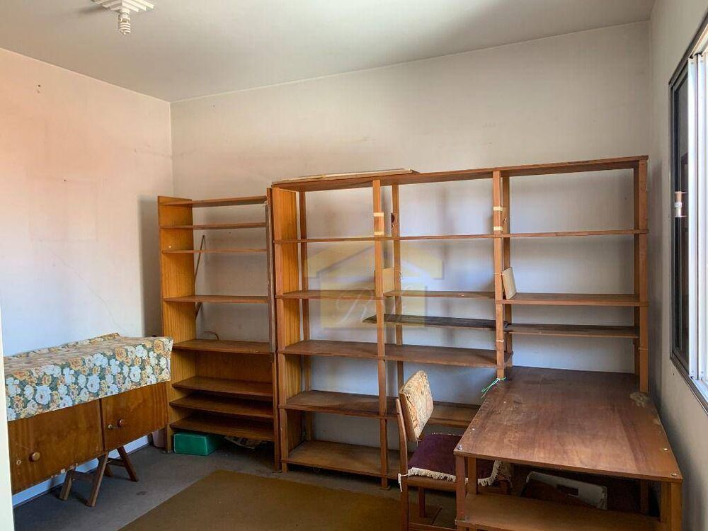 Casa à venda e aluguel com 5 quartos, 236m² - Foto 20