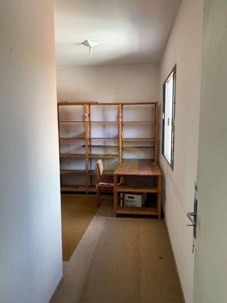 Casa à venda e aluguel com 5 quartos, 236m² - Foto 19
