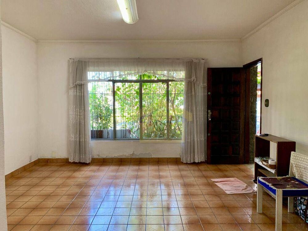 Casa à venda e aluguel com 5 quartos, 236m² - Foto 2
