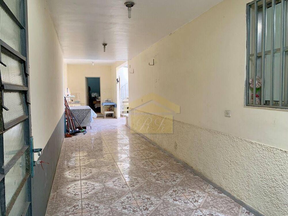 Casa à venda e aluguel com 5 quartos, 236m² - Foto 21