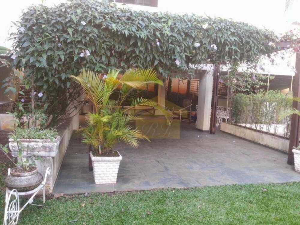 Apartamento à venda com 2 quartos, 68m² - Foto 8