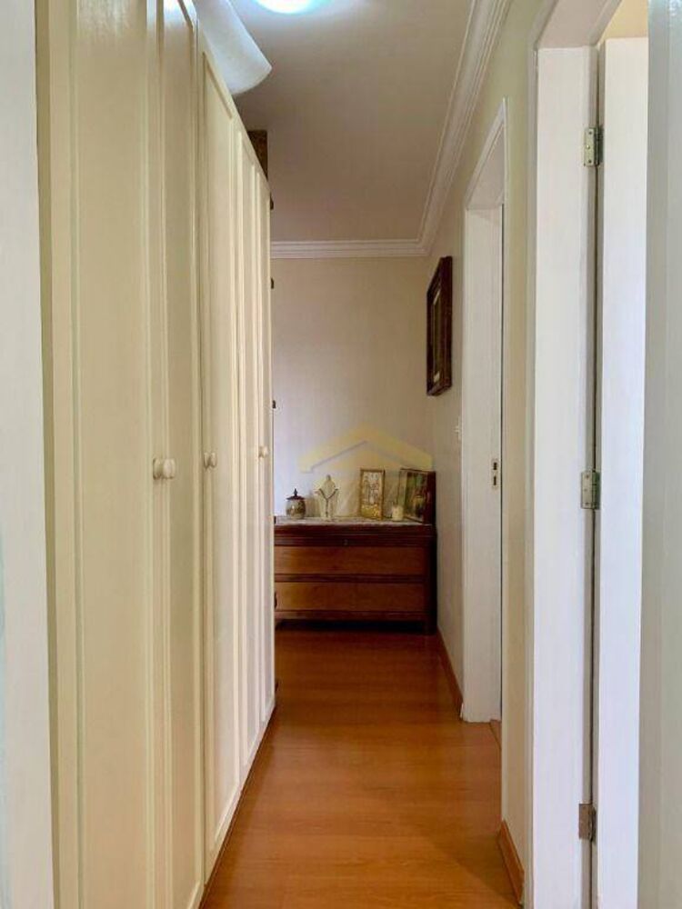 Apartamento à venda com 2 quartos, 68m² - Foto 3