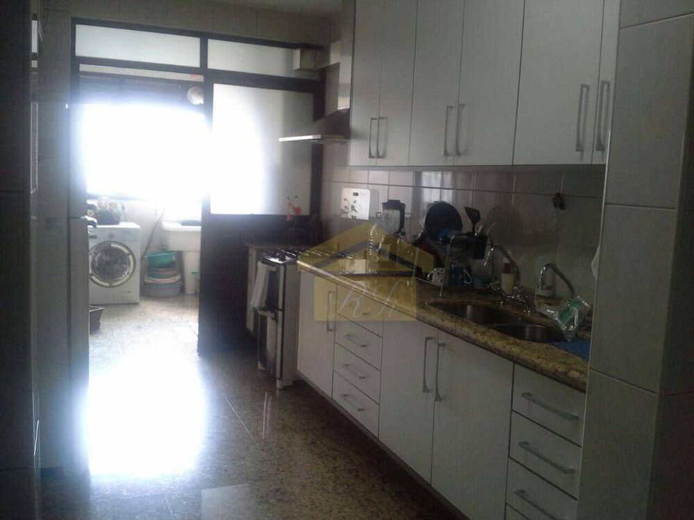 Apartamento à venda com 3 quartos, 150m² - Foto 5