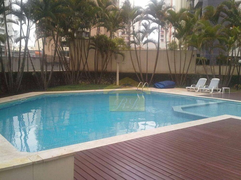 Apartamento à venda com 3 quartos, 150m² - Foto 2