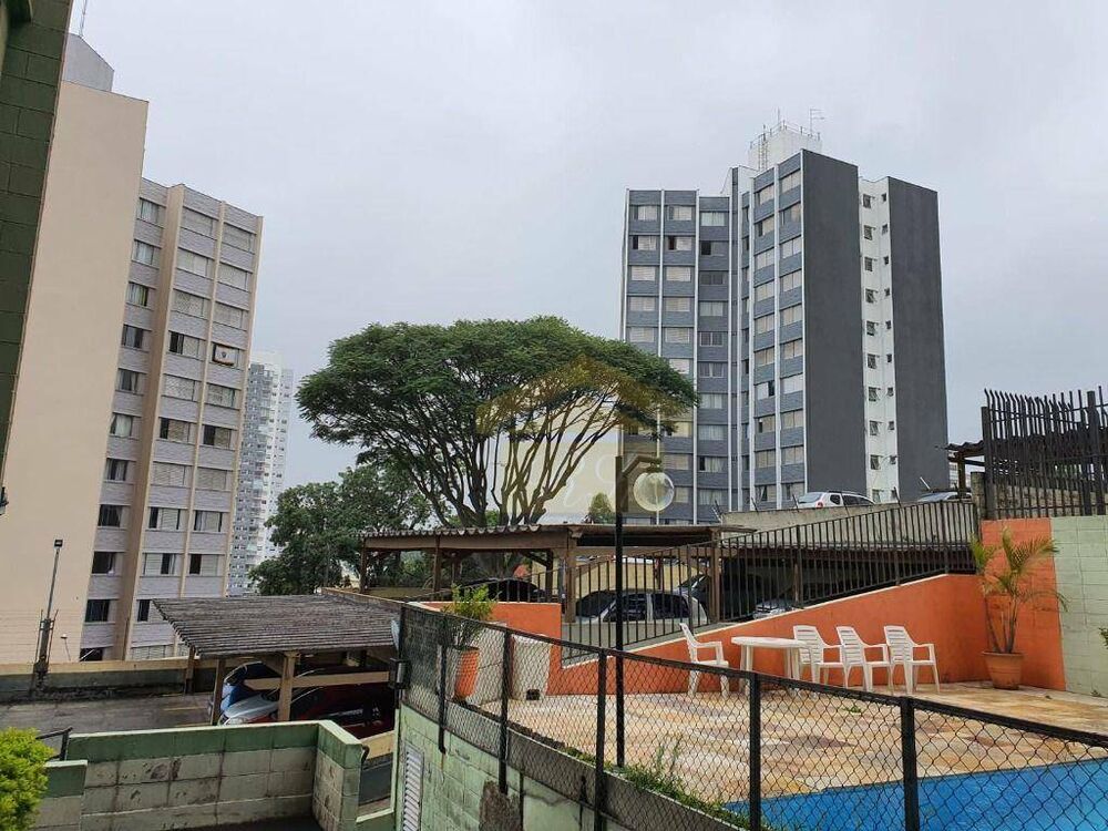 Apartamento à venda com 2 quartos, 60m² - Foto 10