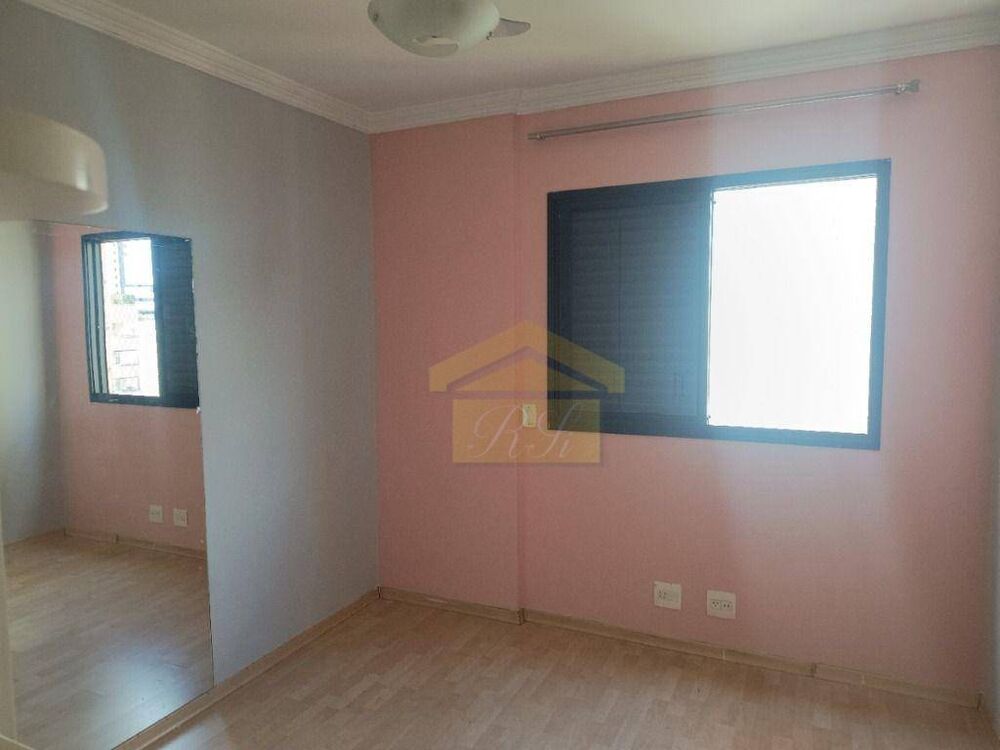 Apartamento à venda com 3 quartos, 125m² - Foto 3