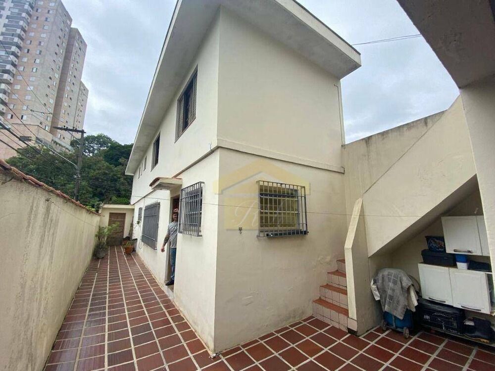 Sobrado à venda com 3 quartos, 178m² - Foto 4