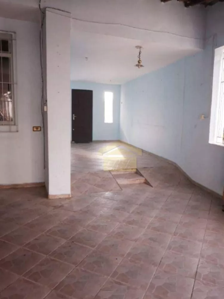 Sobrado à venda com 4 quartos, 166m² - Foto 2