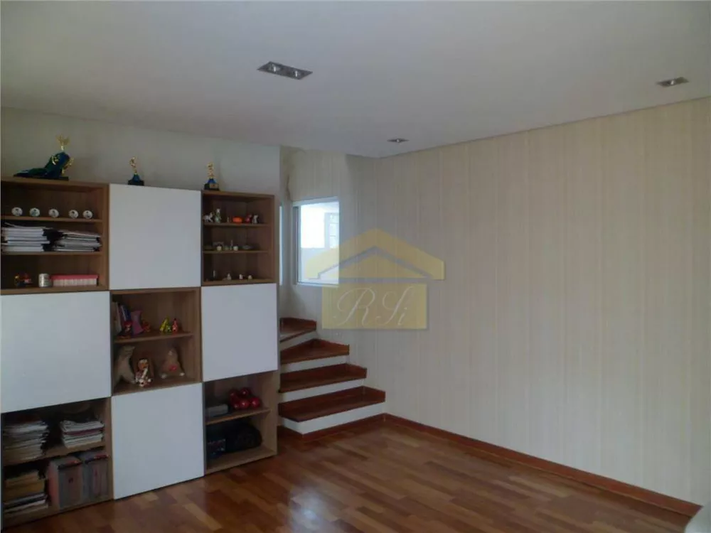 Casa à venda com 3 quartos, 185m² - Foto 4