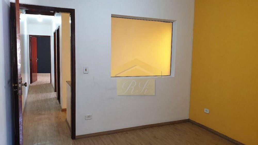 Sobrado à venda com 3 quartos, 258m² - Foto 2