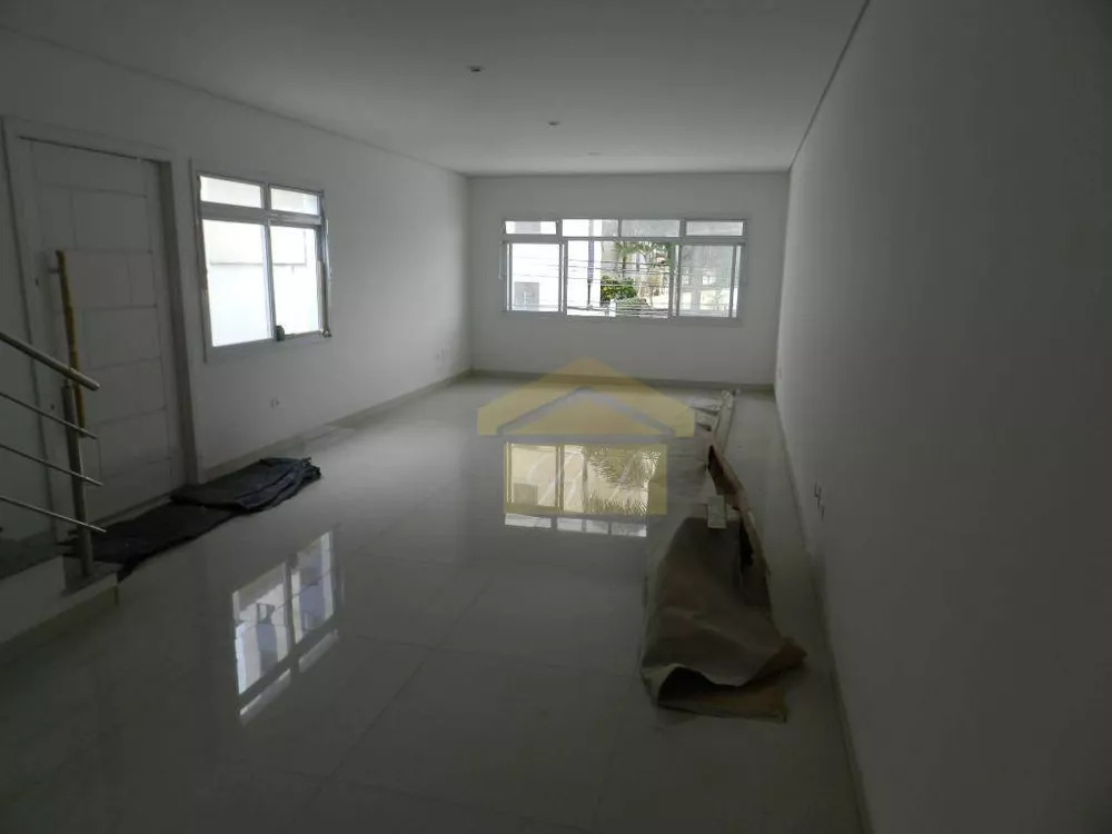 Sobrado à venda com 3 quartos, 130m² - Foto 3