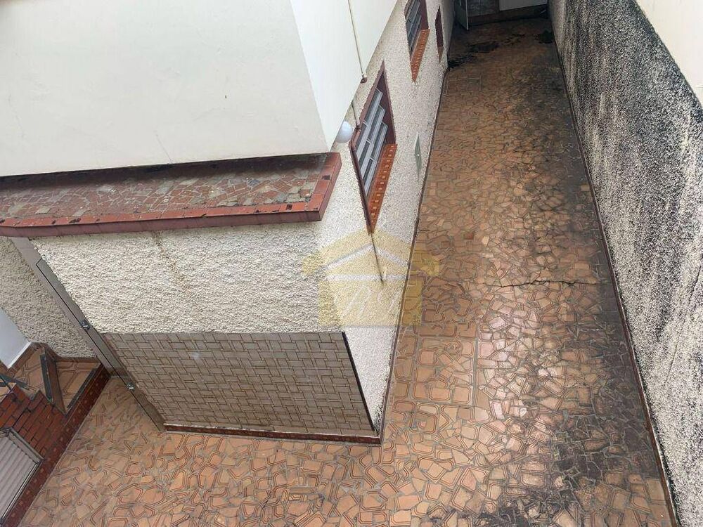 Casa à venda e aluguel com 3 quartos, 208m² - Foto 5