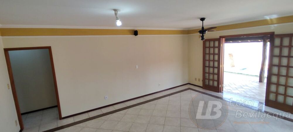 Casa à venda com 2 quartos, 235m² - Foto 23