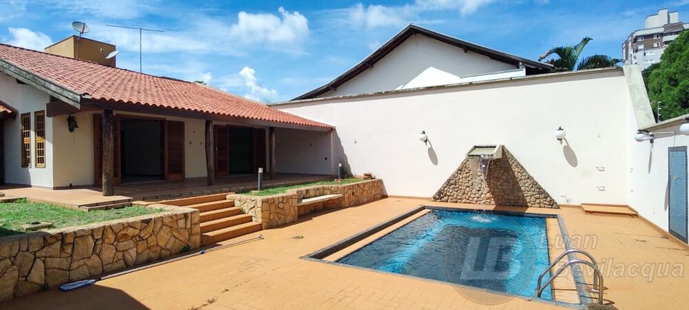 Casa à venda com 2 quartos, 235m² - Foto 26